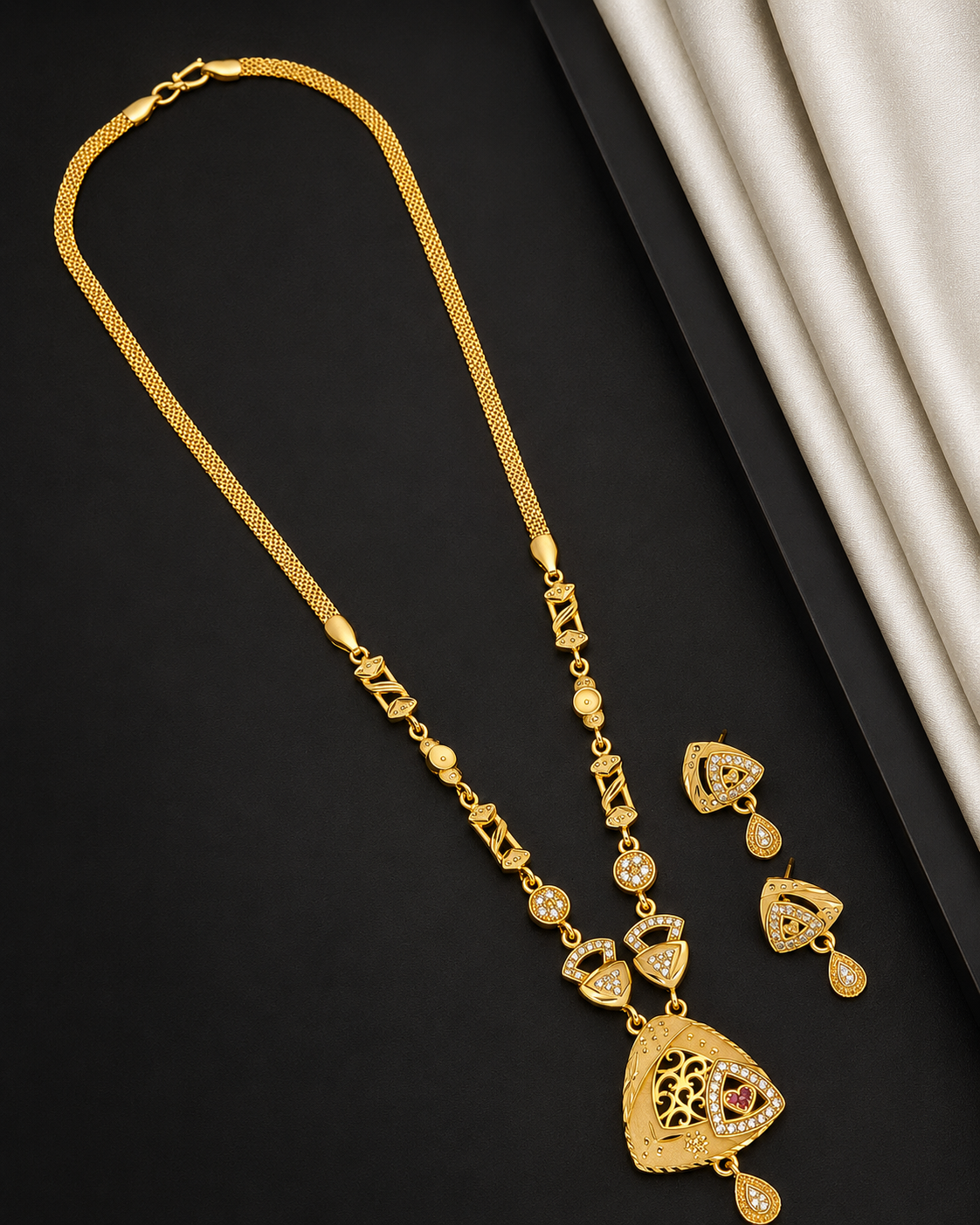 Gold Finish Designer Necklace Set with Earrings